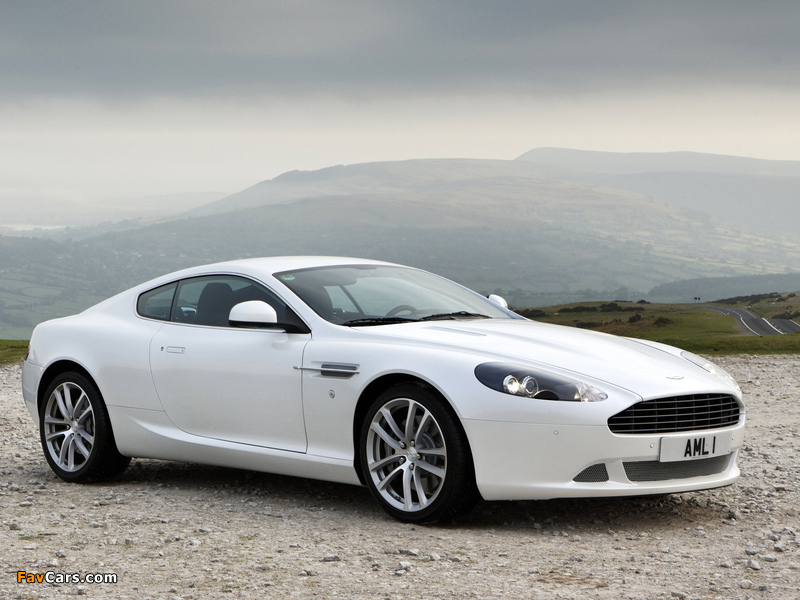 Aston Martin DB9 (2010–2012) photos (800 x 600)