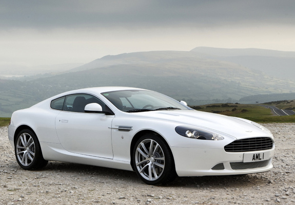 Aston Martin DB9 (2010–2012) photos