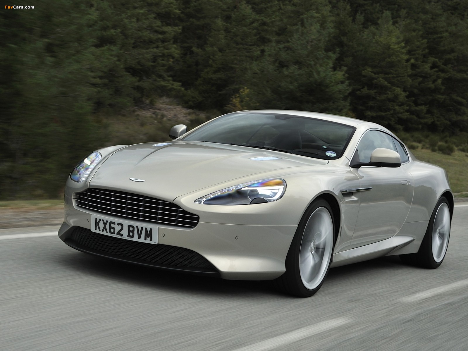 Aston Martin DB9 (2012) images (1600 x 1200)