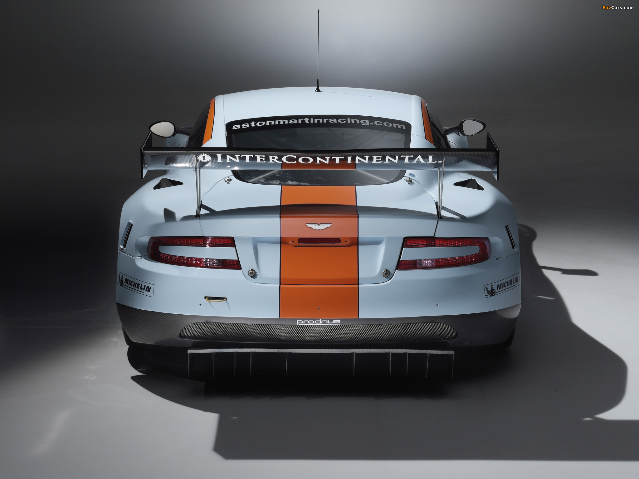 Images of Aston Martin DBR9 Gulf Oil Livery (2008) (2048 x 1536)