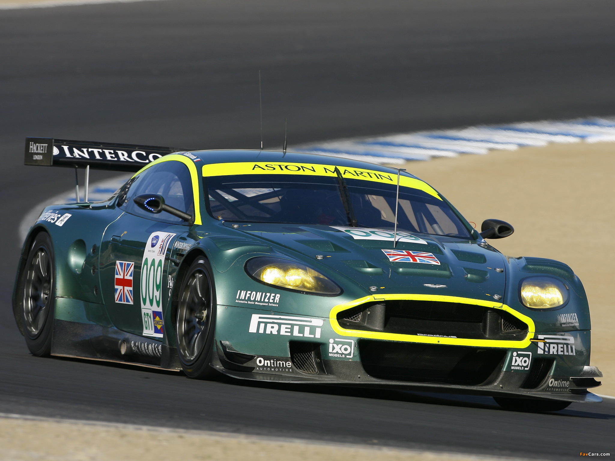 Images of Aston Martin DBR9 (2007–2008) (2048 x 1536)