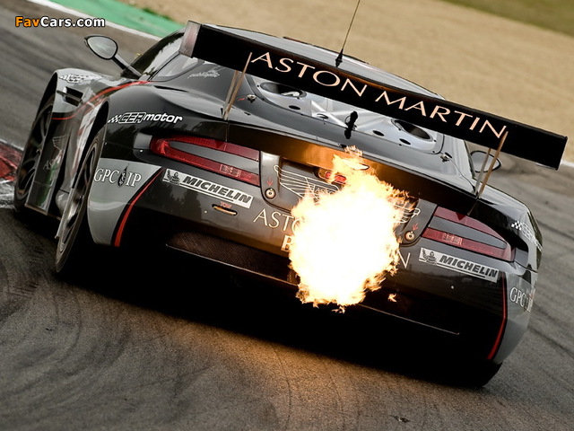 Photos of Aston Martin DBRS9 (2005) (640 x 480)