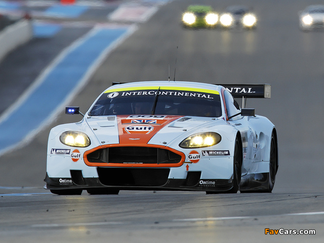 Pictures of Aston Martin DBR9 Gulf Oil Livery (2008) (640 x 480)