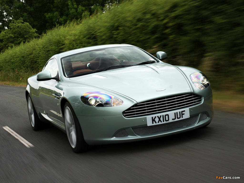 Pictures of Aston Martin DB9 UK-spec (2010–2012) (1024 x 768)