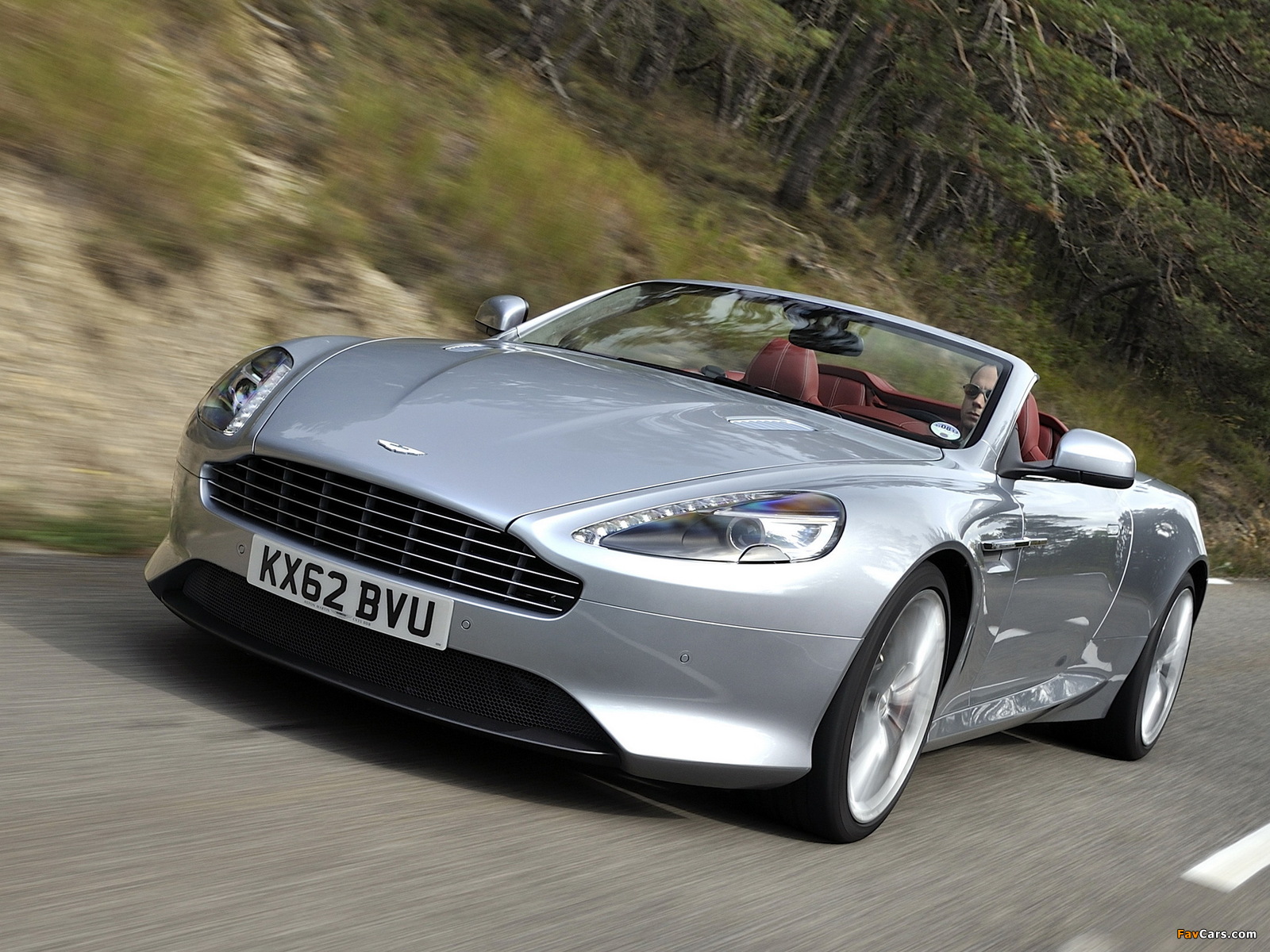 Pictures of Aston Martin DB9 Volante (2012) (1600 x 1200)