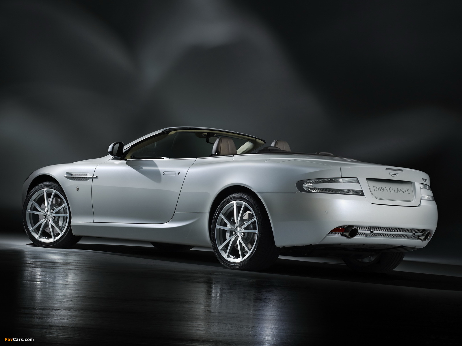 Aston Martin DB9 Volante Morning Frost (2010) wallpapers (1600 x 1200)