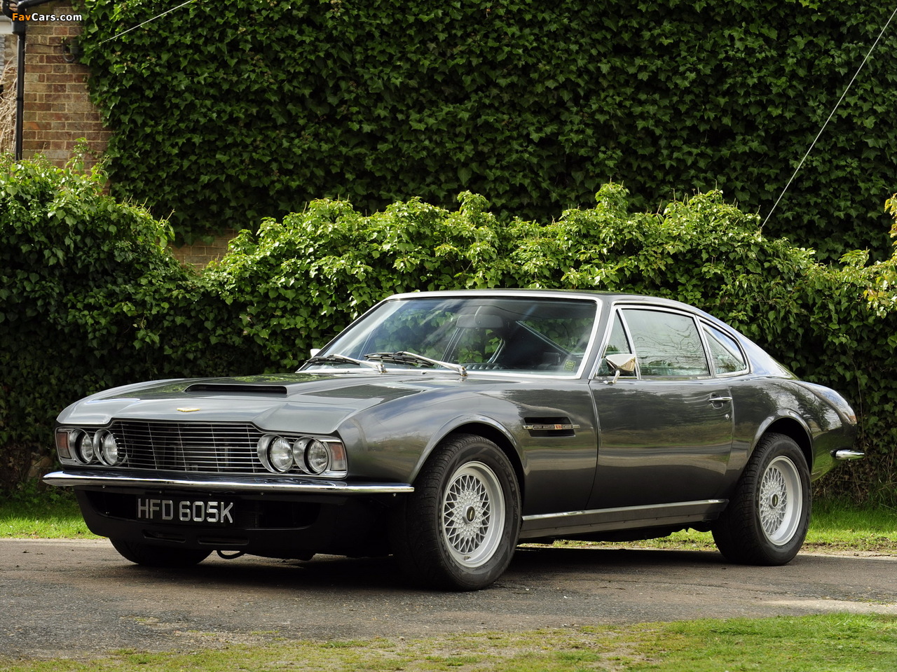 Aston Martin DBS V8 (1970–1972) images (1280 x 960)