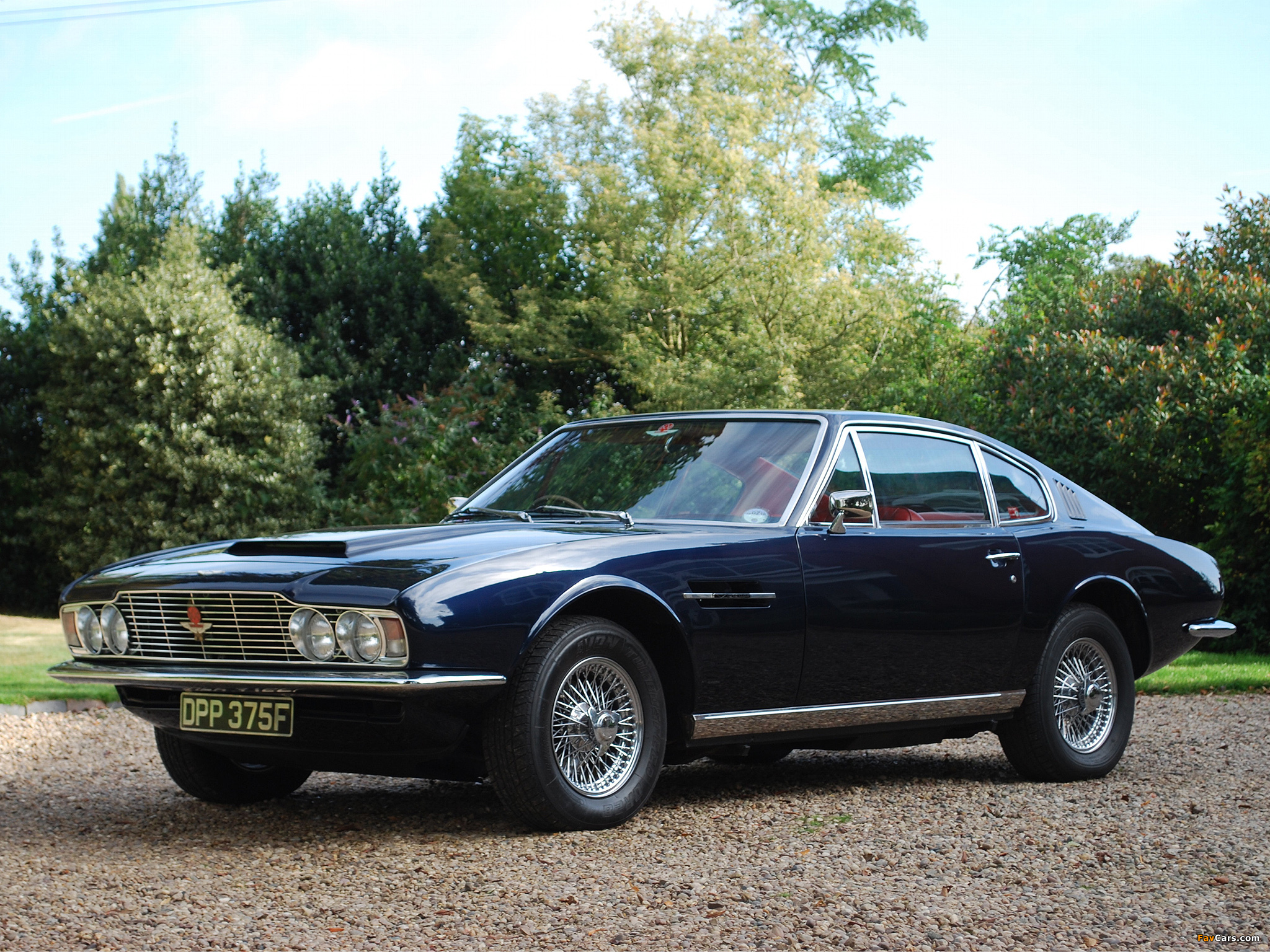 Aston Martin DBS Vantage (1967–1972) photos (2048 x 1536)