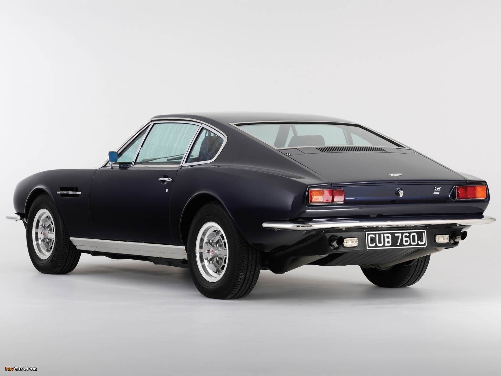 Aston Martin DBS V8 (1970–1972) pictures (1600 x 1200)
