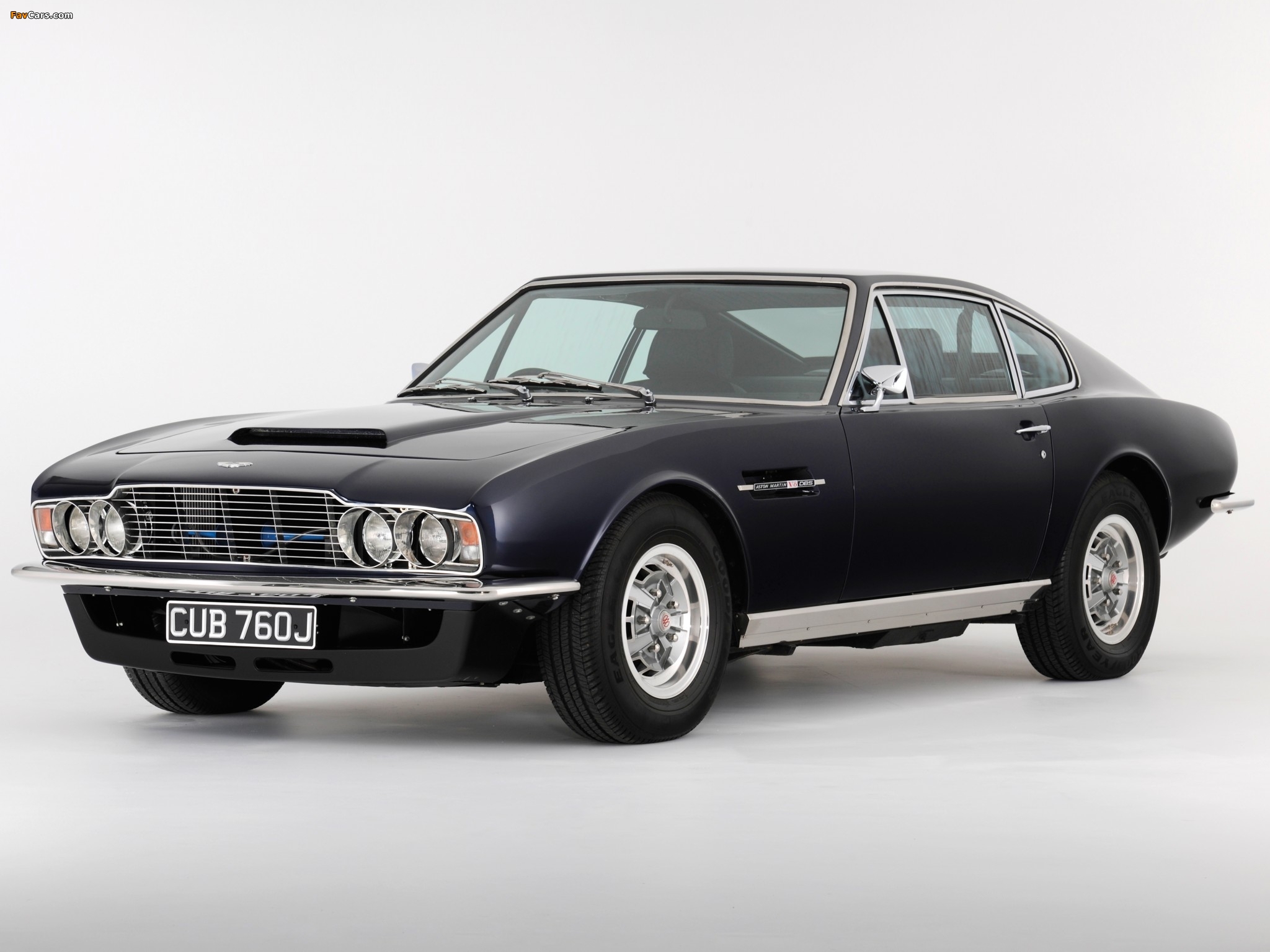Images of Aston Martin DBS V8 (1970–1972) (2048 x 1536)
