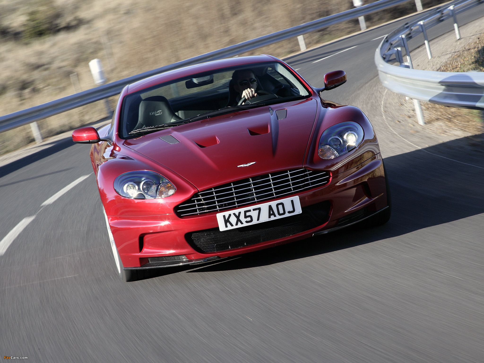 Images of Aston Martin DBS (2008–2012) (2048 x 1536)