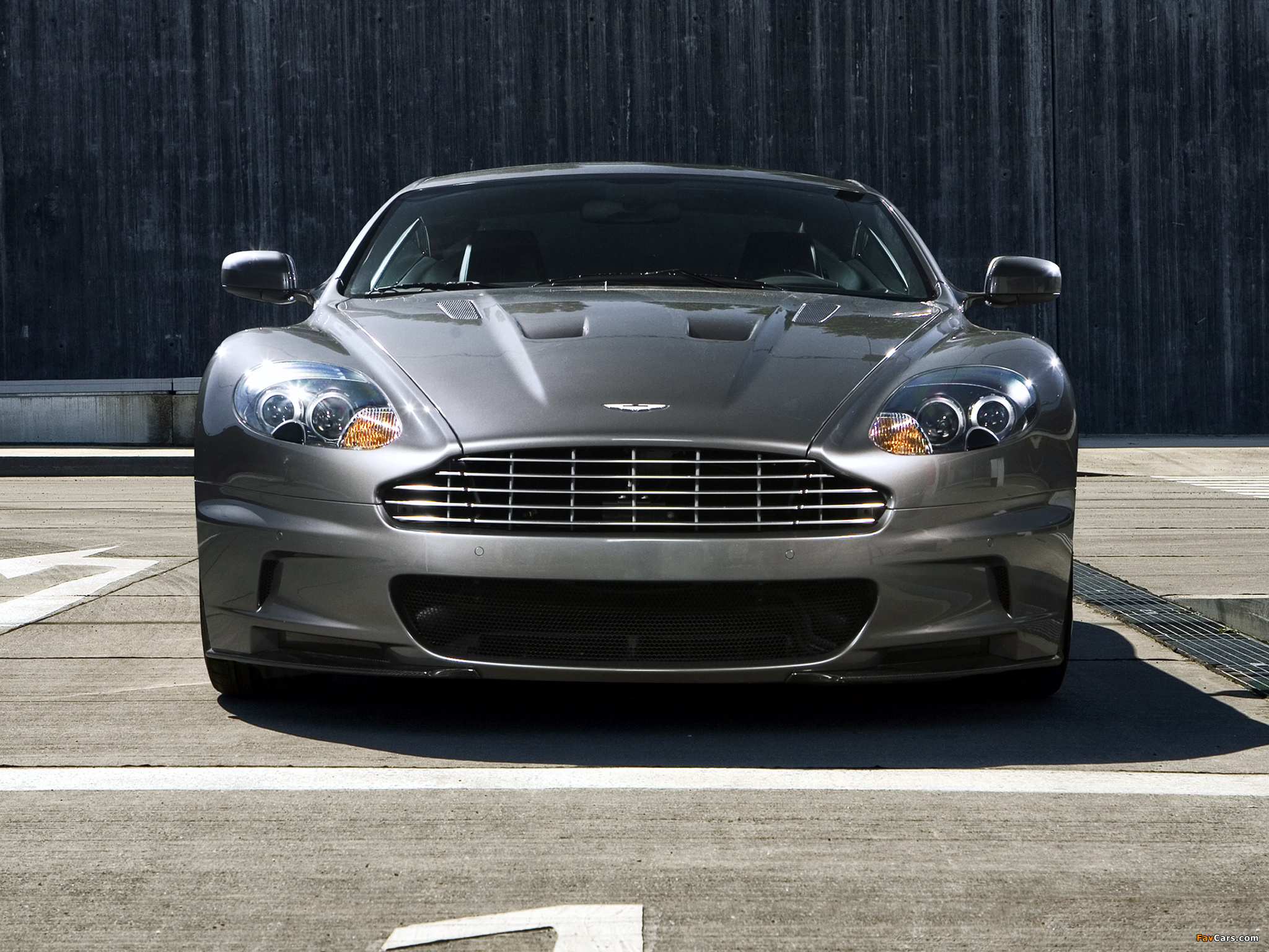 Images of Loder1899 Aston Martin DBS (2009) (2048 x 1536)