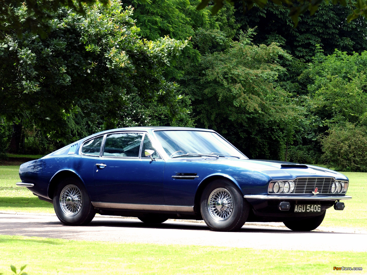 Photos of Aston Martin DBS Vantage (1967–1972) (1280 x 960)