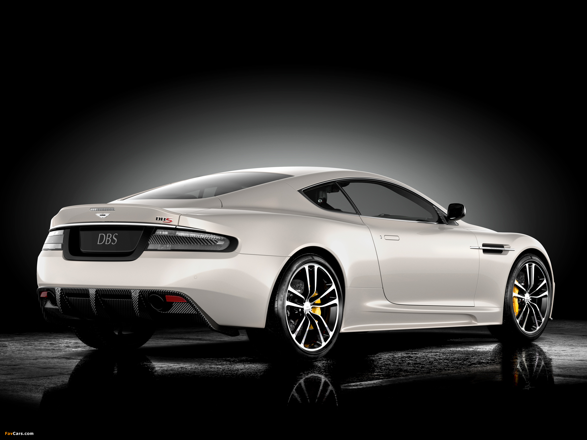 Pictures of Aston Martin DBS Ultimate (2012) (2048 x 1536)