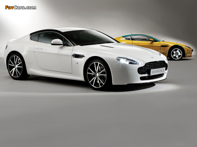 Pictures of Aston Martin (640 x 480)