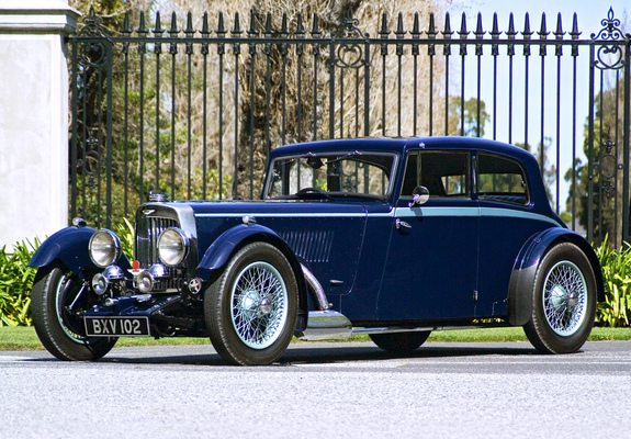 Pictures of Aston Martin MkII Saloon (1934–1936)