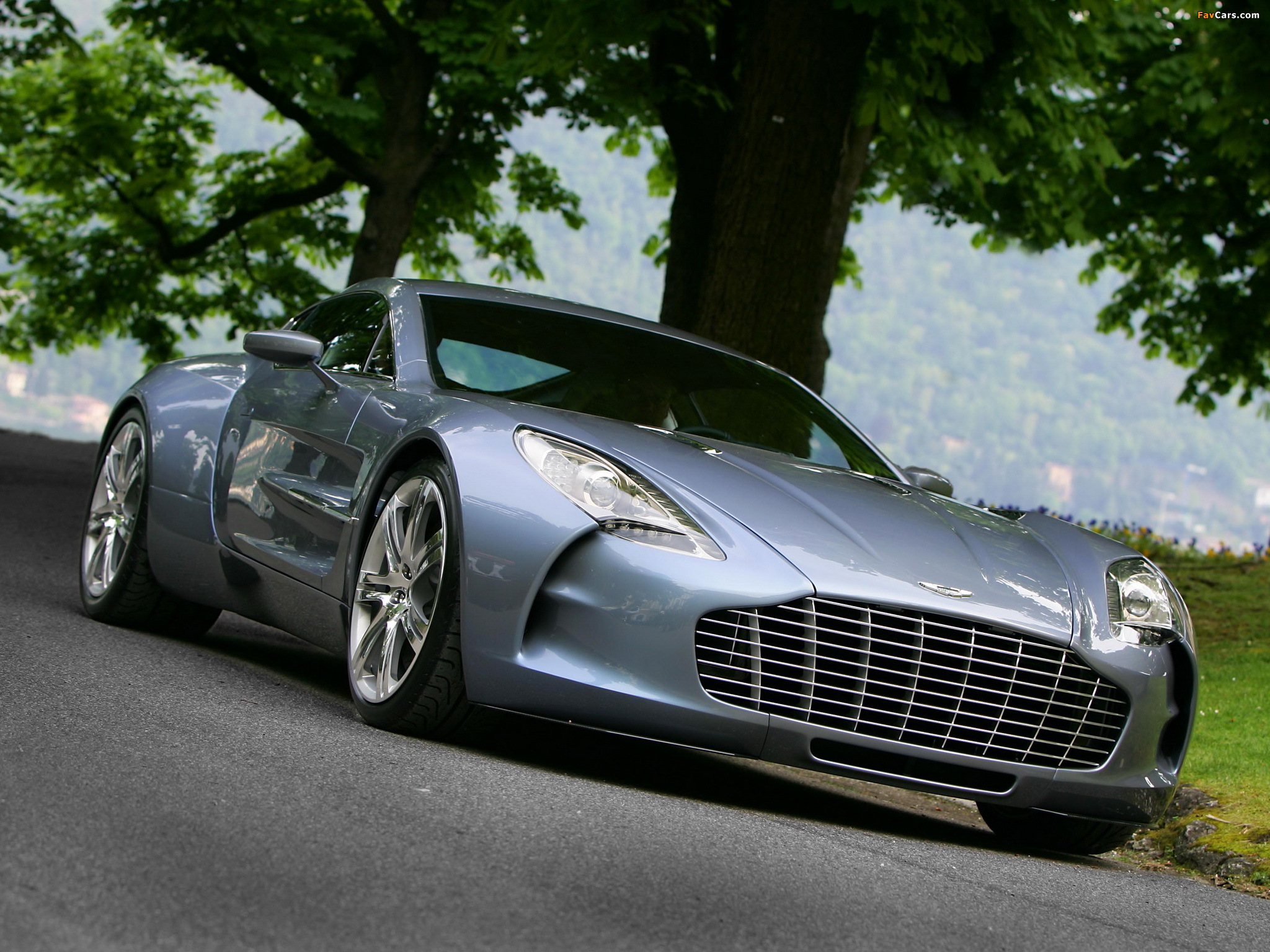 Aston Martin One-77 (2009–2012) photos (2048 x 1536)