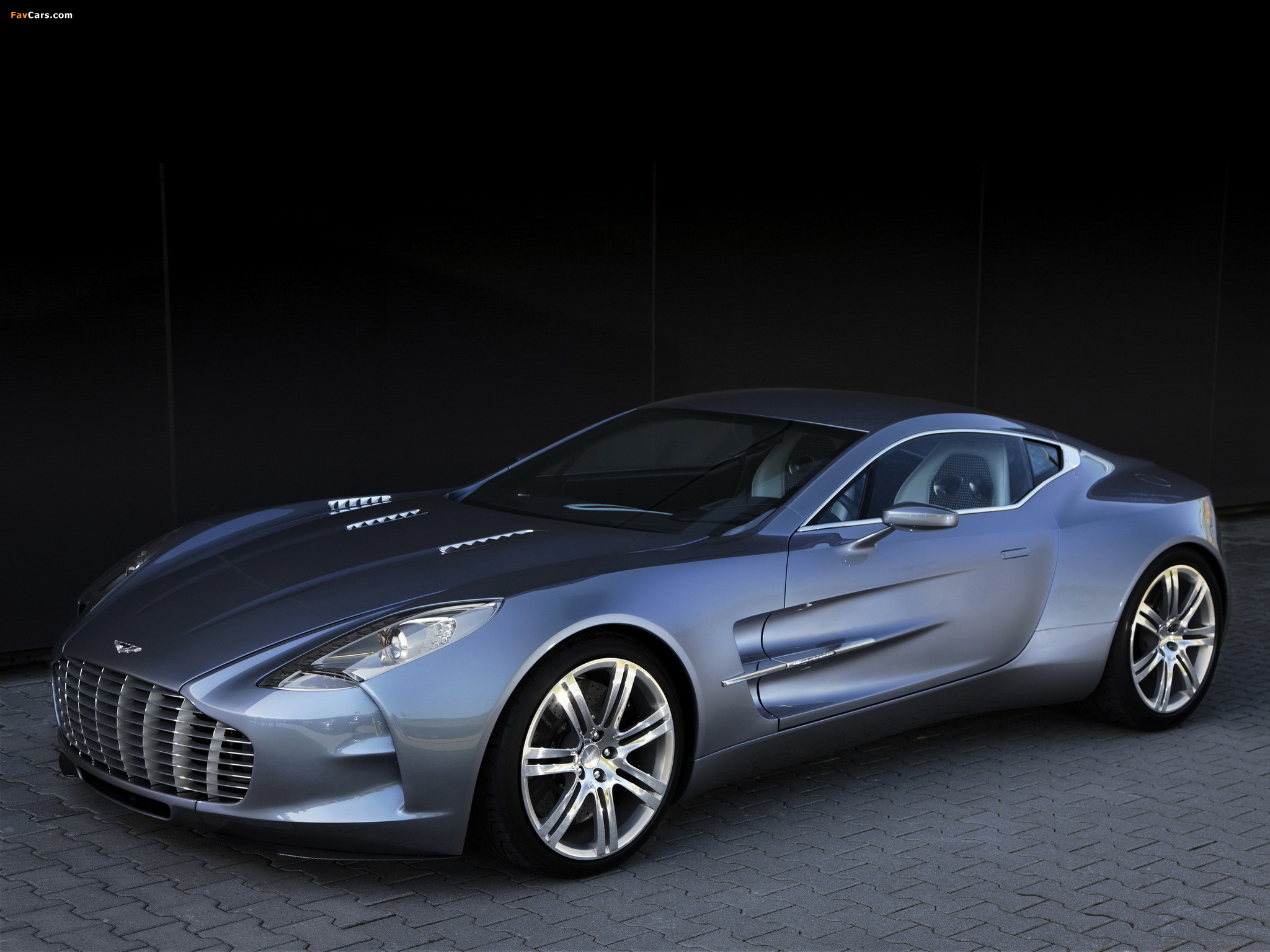 Aston Martin One-77 (2009–2012) pictures (2048 x 1536)