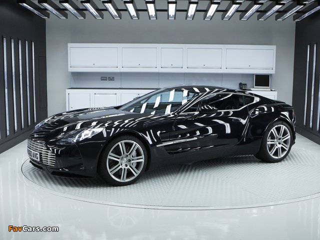 Pictures of Aston Martin One-77 (2009–2012) (640 x 480)