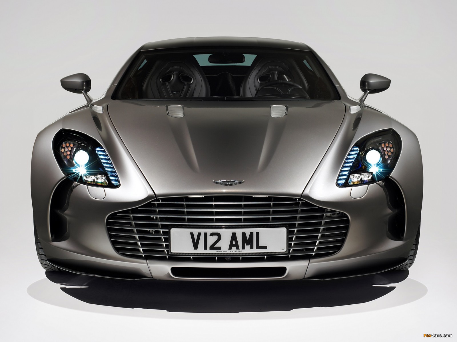 Pictures of Aston Martin One-77 (2009–2012) (1600 x 1200)