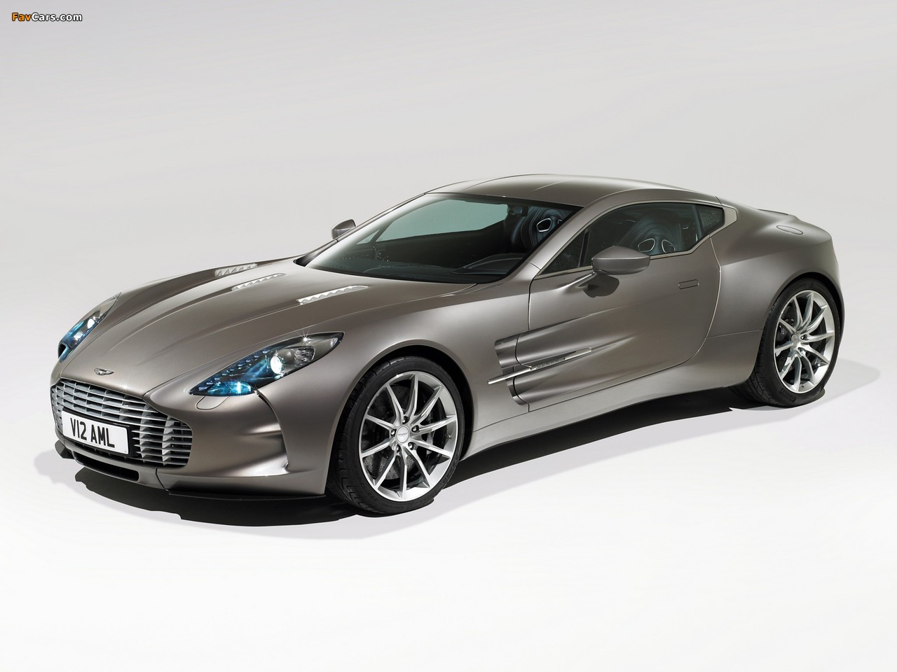 Pictures of Aston Martin One-77 (2009–2012) (1280 x 960)