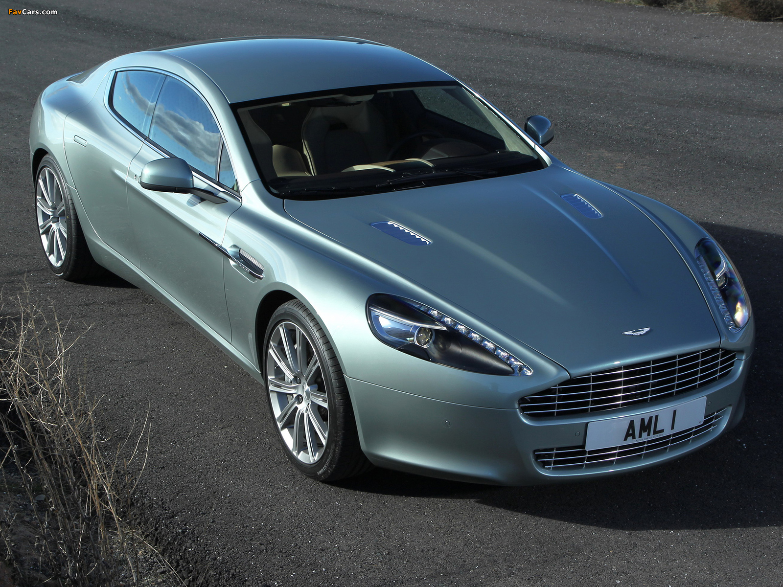 Aston Martin Rapide (2009) photos (1600 x 1200)