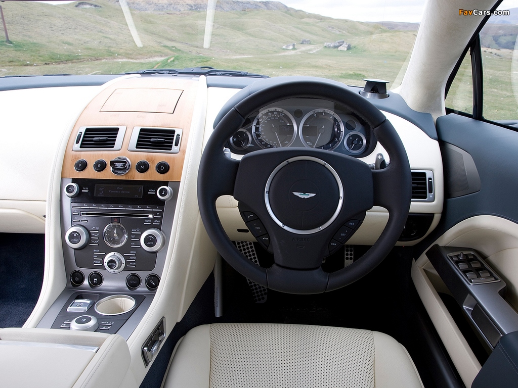 Aston Martin Rapide UK-spec 2010–13 wallpapers (1024 x 768)