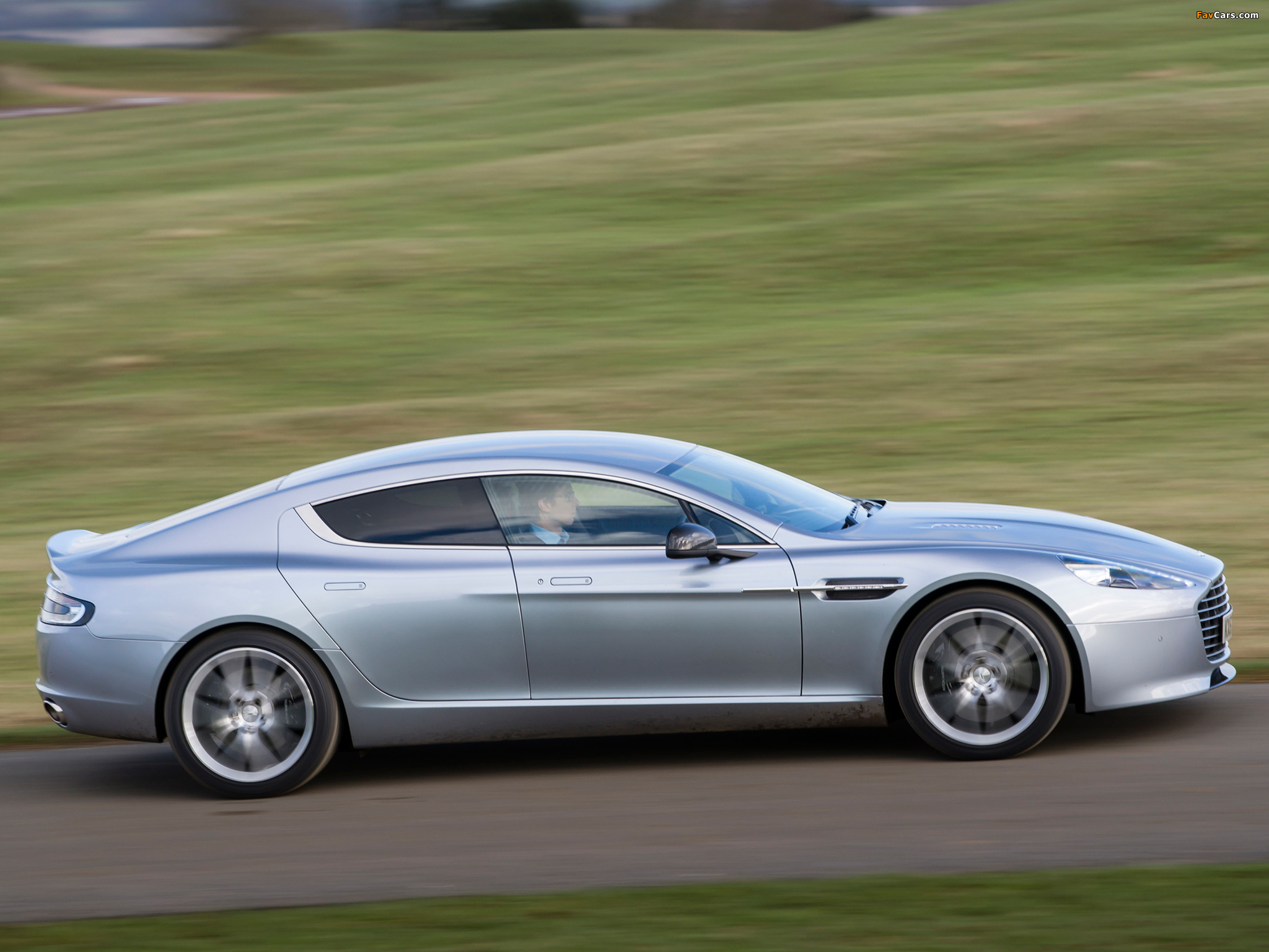 Aston Martin Rapide S UK-spec 2013 images (2048 x 1536)