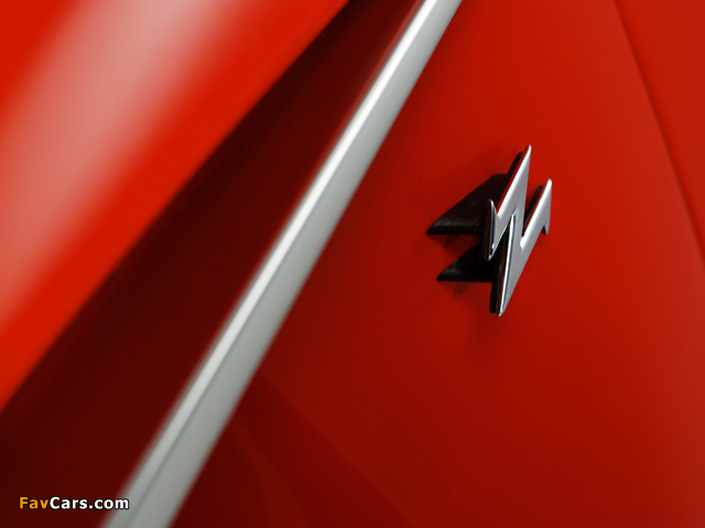 Aston Martin V12 Zagato 2011 images (640 x 480)
