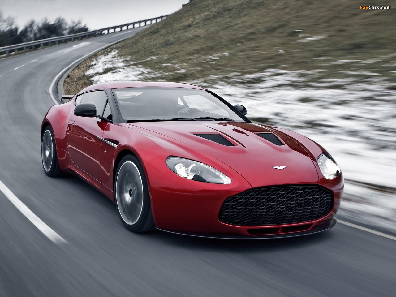 Aston Martin V12 Zagato (2012) pictures (1280 x 960)