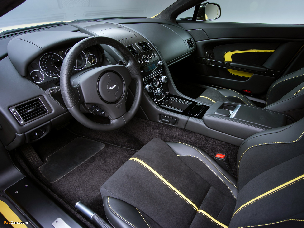 Aston Martin V12 Vantage S 2013 pictures (1280 x 960)