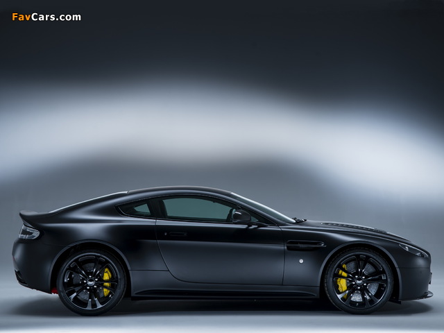 Aston Martin V12 Vantage Carbon Black II 2013 pictures (640 x 480)