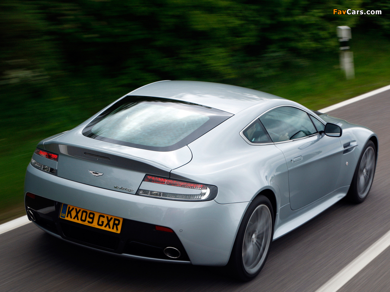 Images of Aston Martin V12 Vantage (2009) (800 x 600)