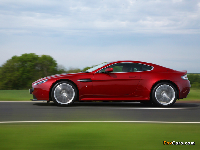 Images of Aston Martin V12 Vantage (2009) (640 x 480)