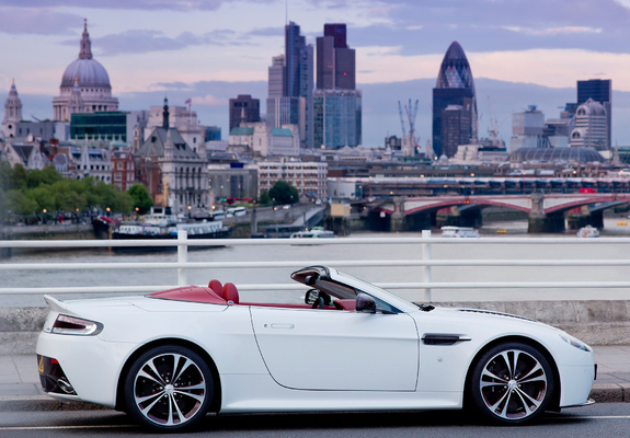 Images of Aston Martin V12 Vantage Roadster (2012)