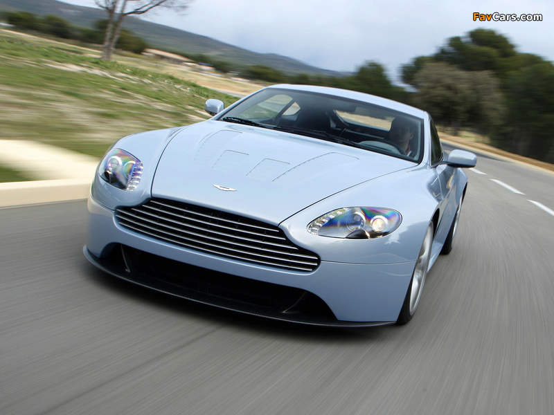 Pictures of Aston Martin V12 Vantage RS Concept (2007) (800 x 600)