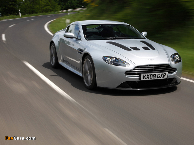 Aston Martin V12 Vantage (2009) wallpapers (640 x 480)