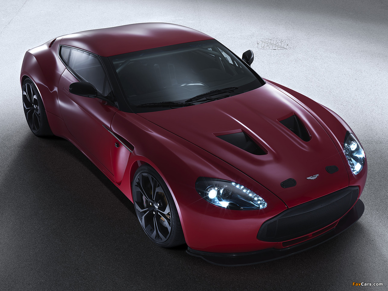 Aston Martin V12 Zagato (2011) wallpapers (1280 x 960)