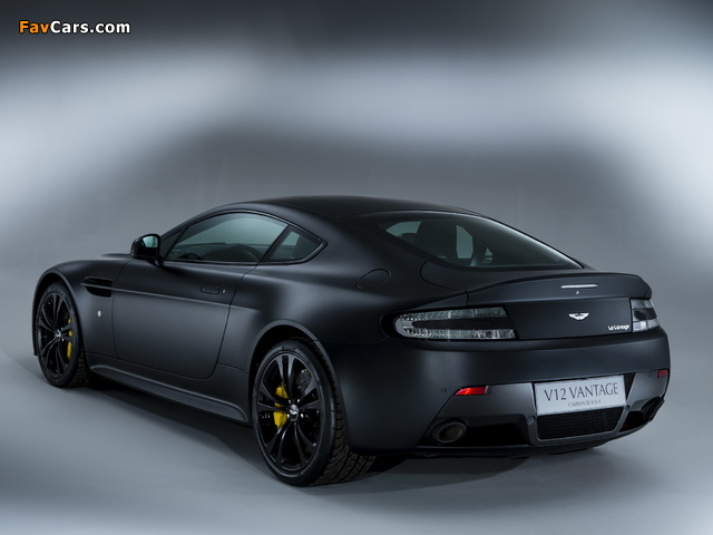 Aston Martin V12 Vantage Carbon Black II 2013 wallpapers (640 x 480)