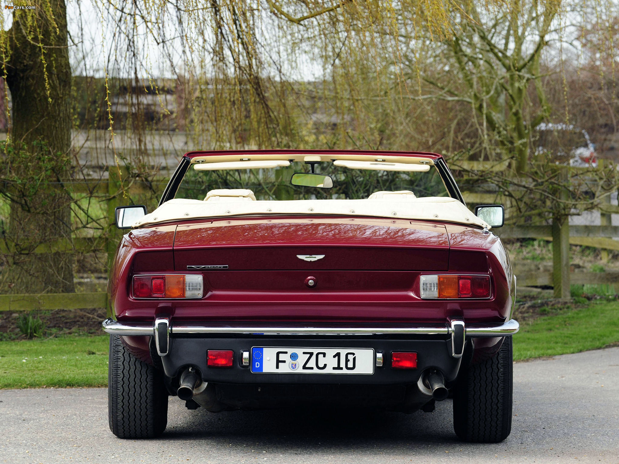 Aston Martin V8 Volante (1977–1989) images (2048 x 1536)