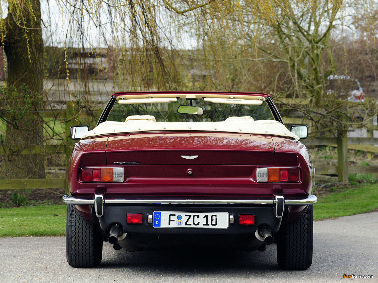 Aston Martin V8 Volante (1977–1989) images (1280 x 960)