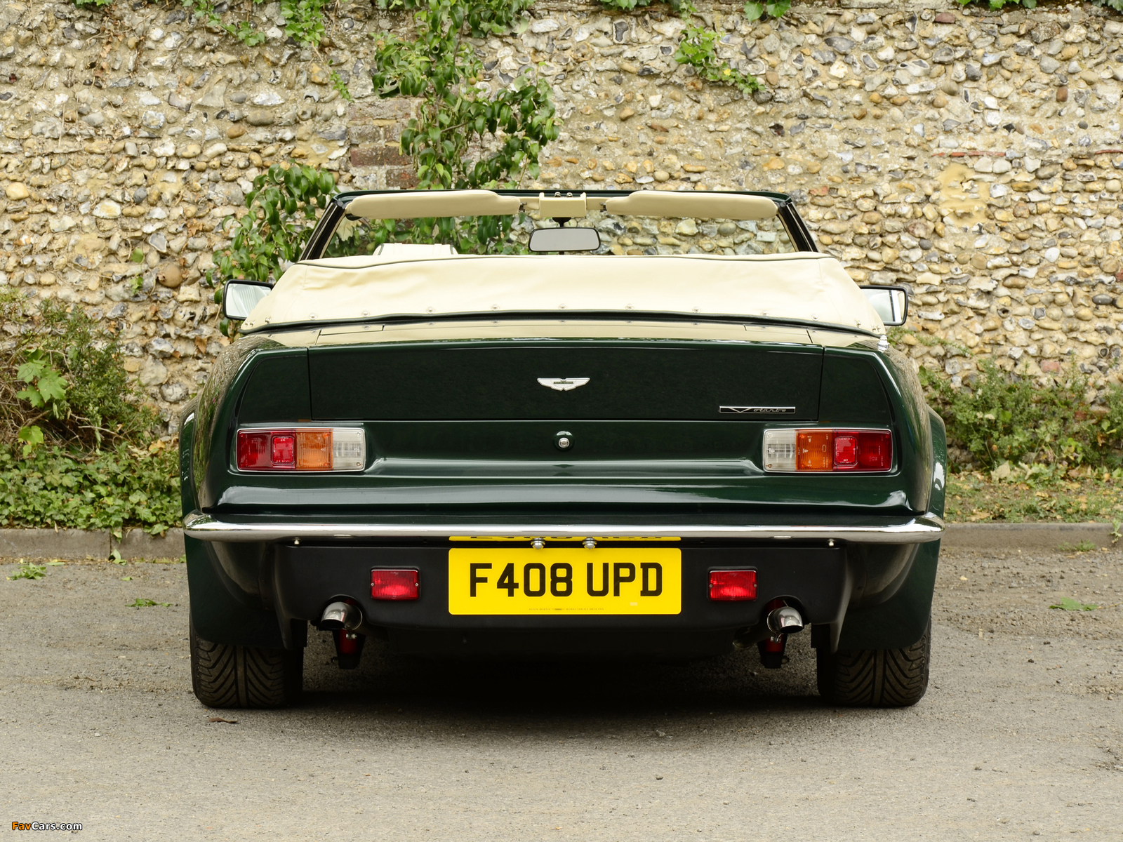 Aston Martin V8 Vantage Volante UK-spec (1984–1989) wallpapers (1600 x 1200)