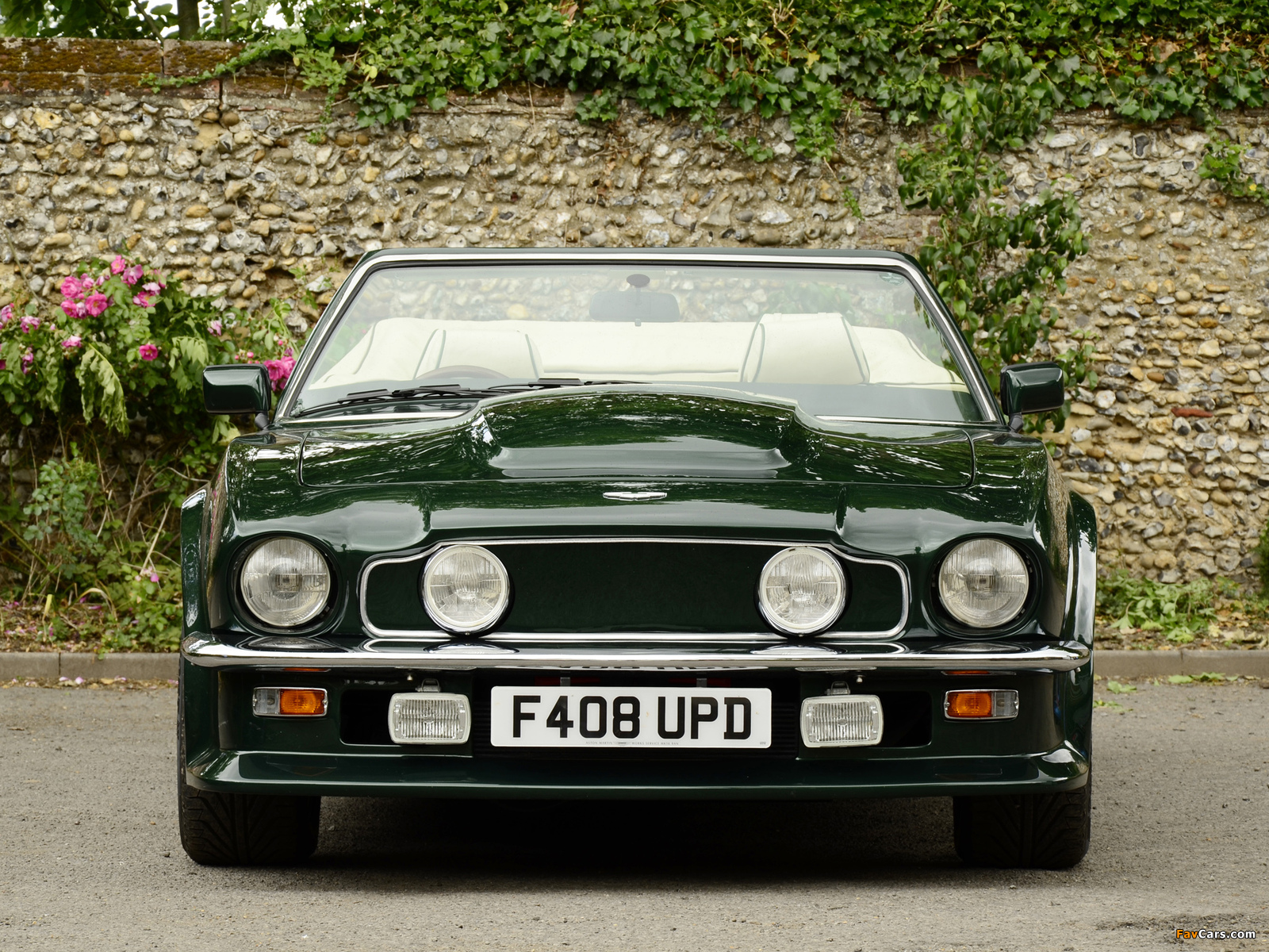 Aston Martin V8 Vantage Volante UK-spec (1984–1989) wallpapers (1600 x 1200)