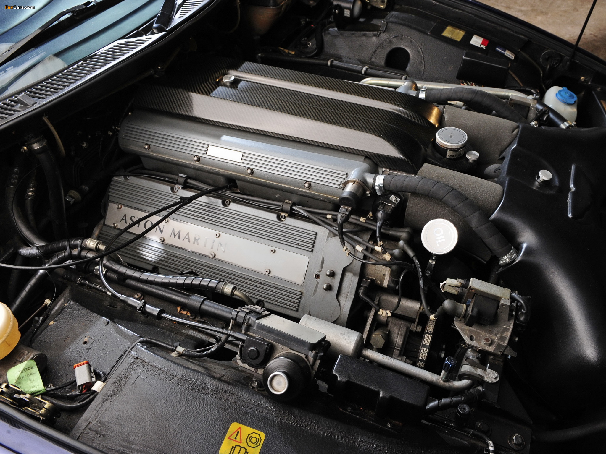 Aston Martin V8 Volante LWB (1997–2000) images (2048 x 1536)