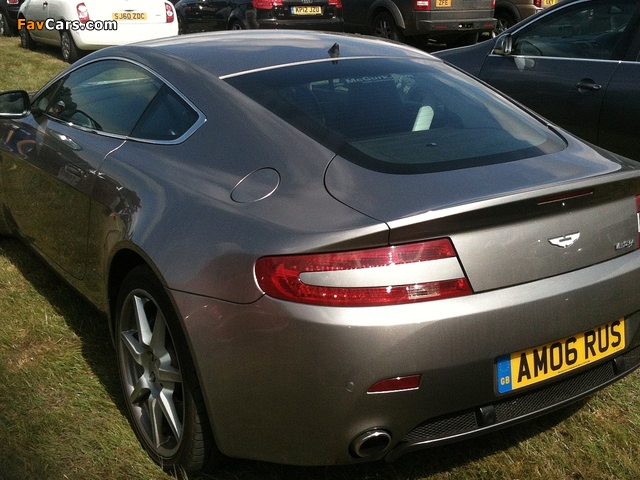 Aston Martin V8 Vantage (2005–2008) photos (640 x 480)