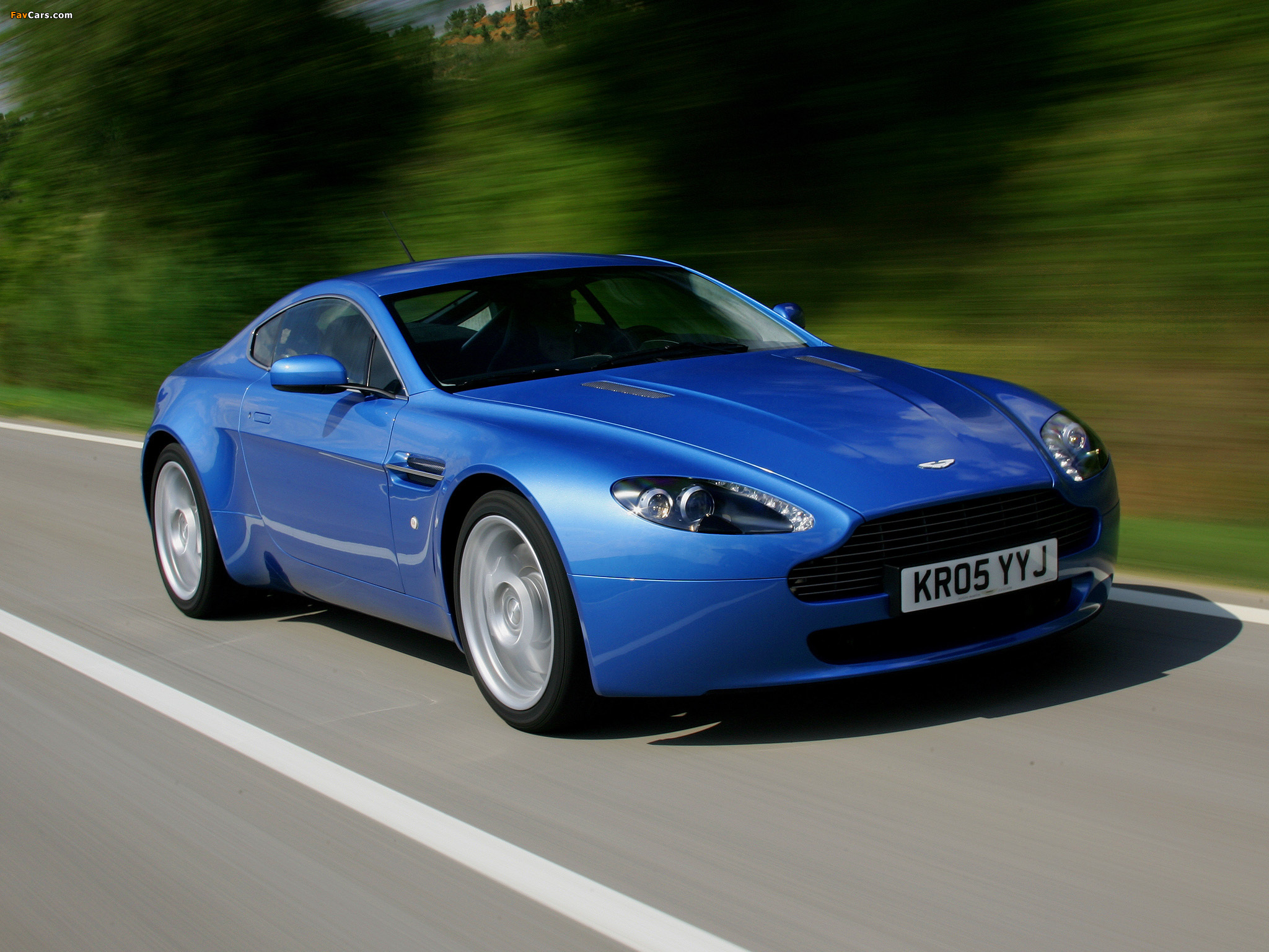 Aston Martin V8 Vantage (2005–2008) wallpapers (2048 x 1536)