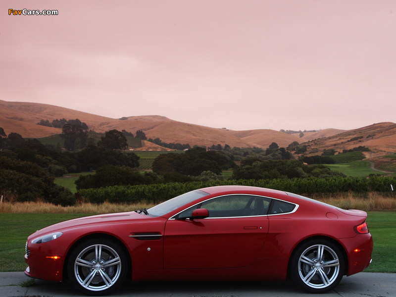 Aston Martin V8 Vantage US-spec (2008–2012) pictures (800 x 600)