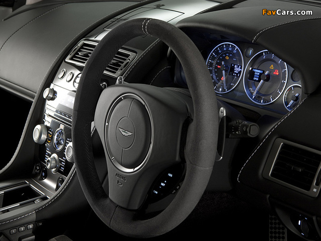 Aston Martin V8 Vantage N420 (2010) images (640 x 480)
