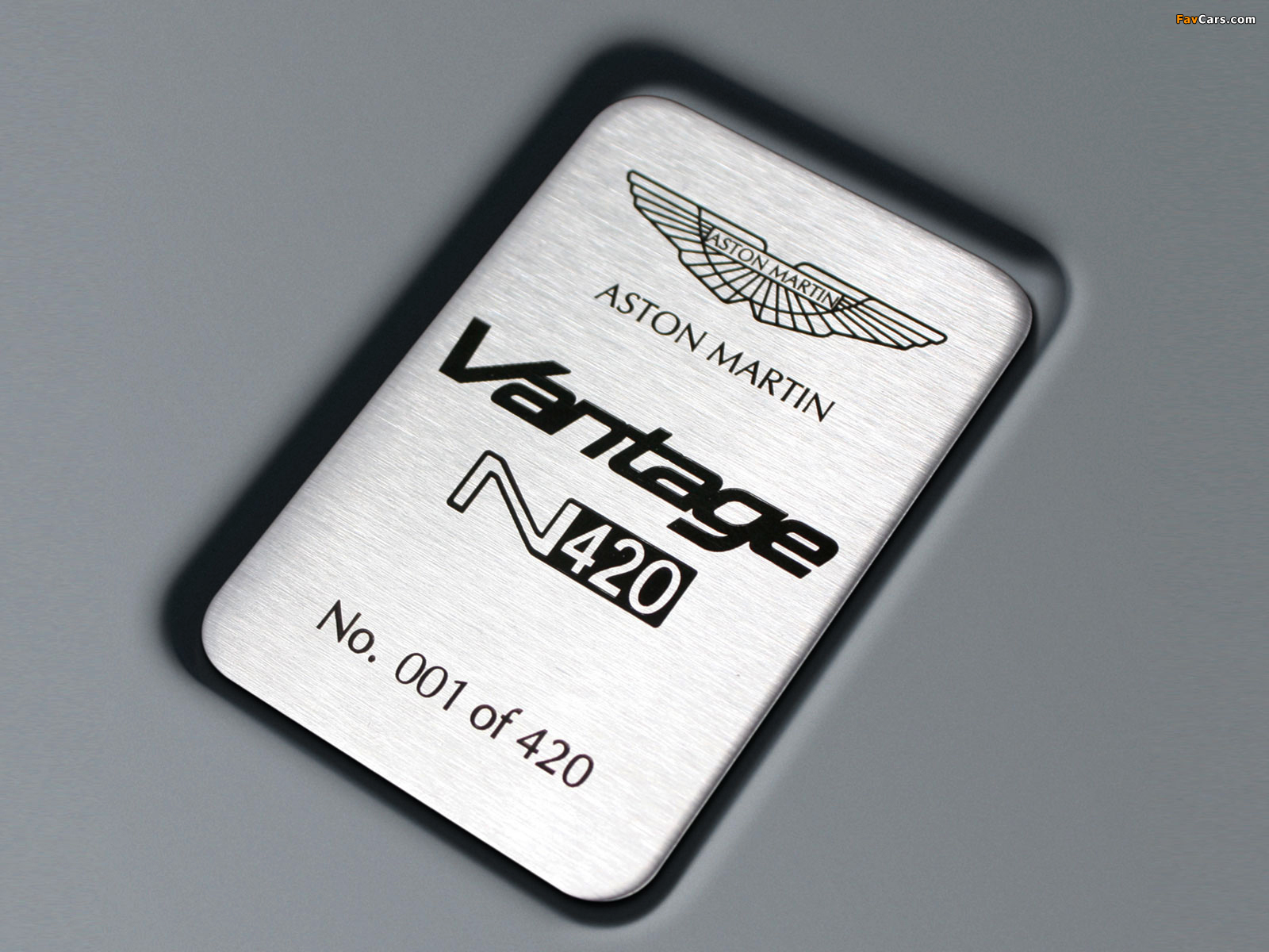 Aston Martin V8 Vantage N420 (2010) photos (1600 x 1200)