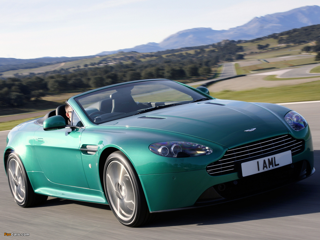 Aston Martin V8 Vantage S Roadster UK-spec (2011) pictures (1280 x 960)